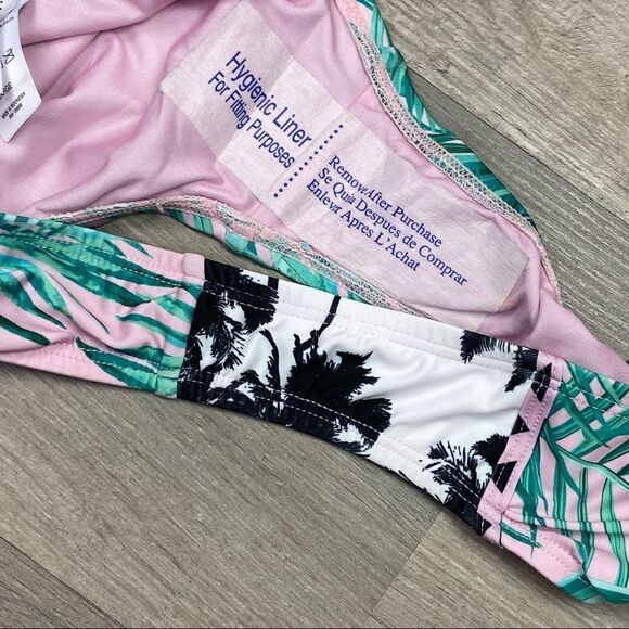 Social Angel Palm Print Bikini Bottoms Pink Green Large NWT - Picture 3 of 7